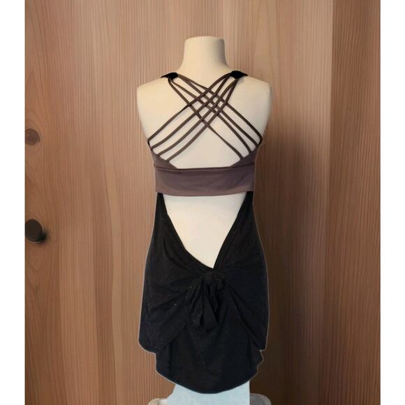 Lululemon Tied in Energy 2-in-1 Tank Black / Frosted Mulberry Size 10 - Picture 6 of 10